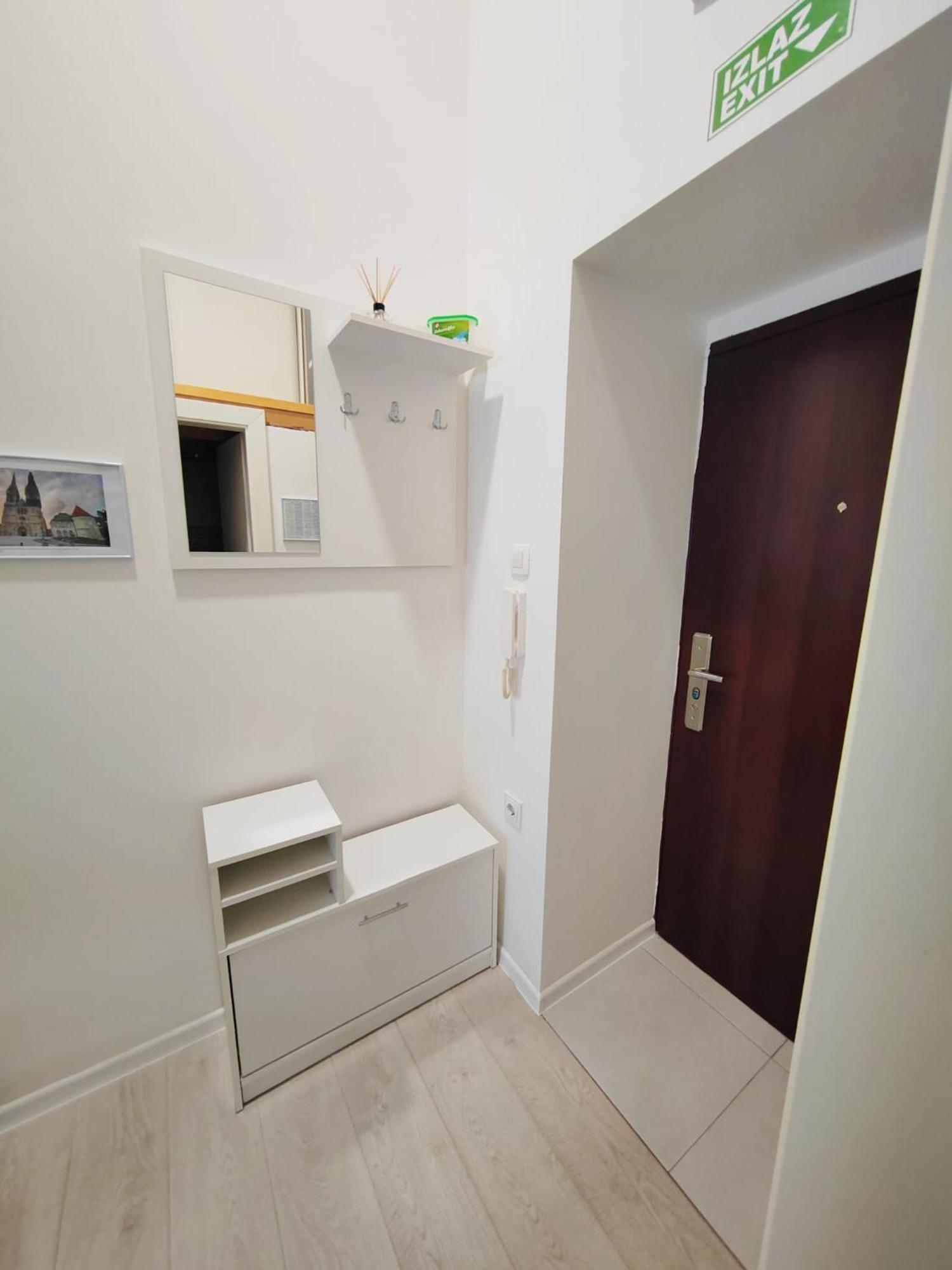 Apartment Hit Zagreb Bagian luar foto